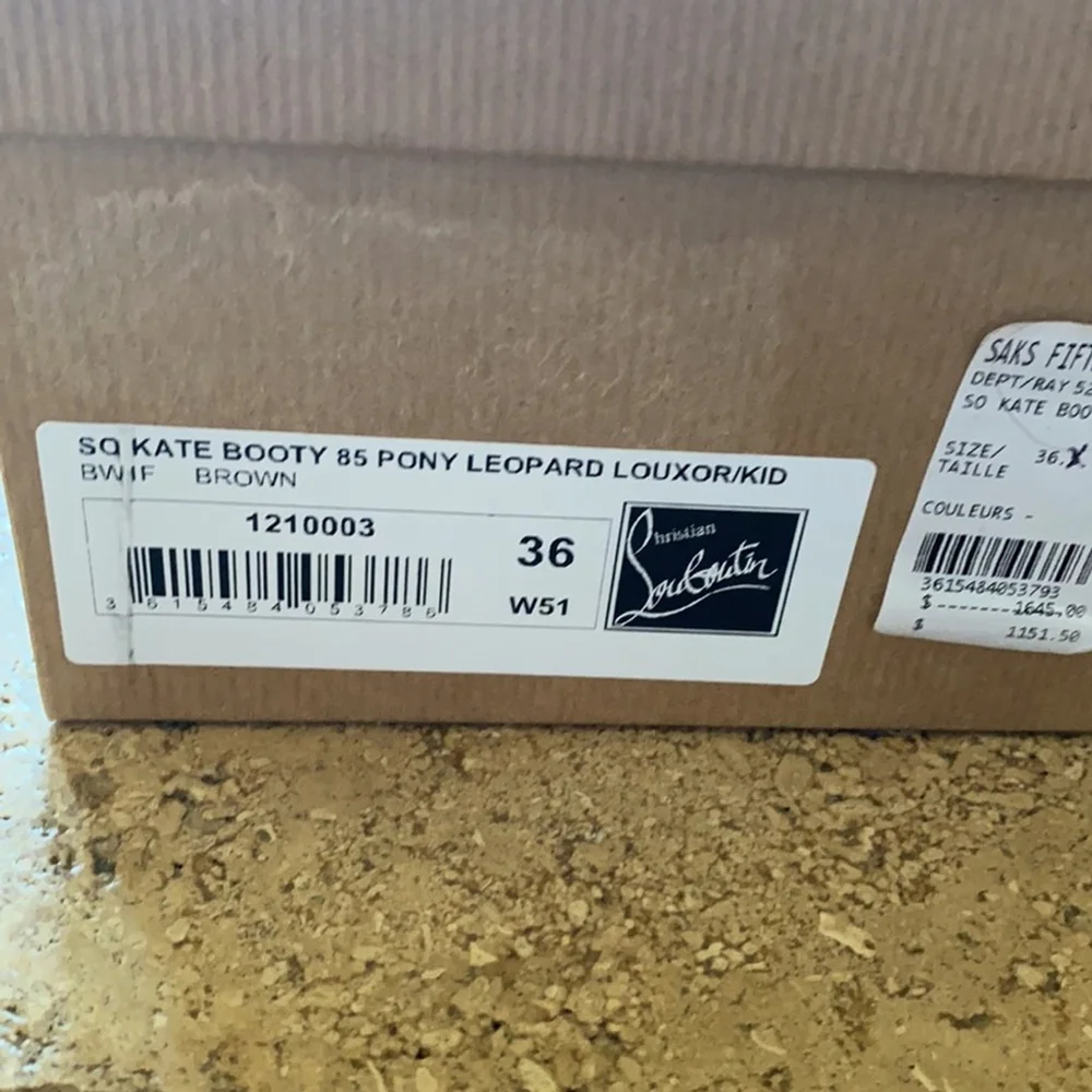 ✨Host Pick✨Christian Louboutin (authentic)So Kate booties - Picture 5 of 9